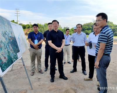 容县县委书记甘文波到建旅公司调研指导